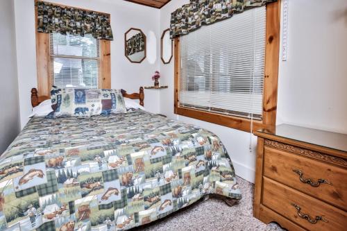 Oak - Elbert'S - Hiller Vacation Homes Cottage - image 6