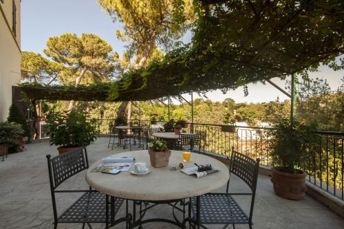 陽台/露台, 丘薩雷利酒店 (Albergo Chiusarelli) in 錫耶納城市中心