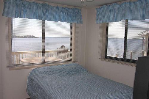 Montego Bay - South Ocean Drive 203 - image 10