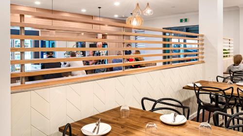 Restoran, Geraldton Motor Inn in Geraldton