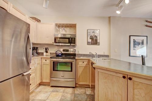 8186 Silver Mill Condo - main image