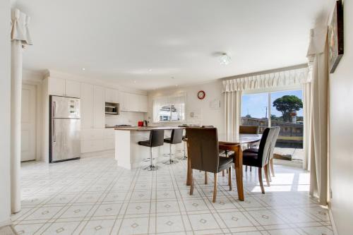 Tondo - Lakes Entrance Getaway – Lake Entrance, MS