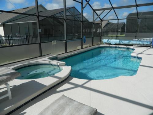 521 Kildrummy Drive Villa #56338 in Davenport, USA