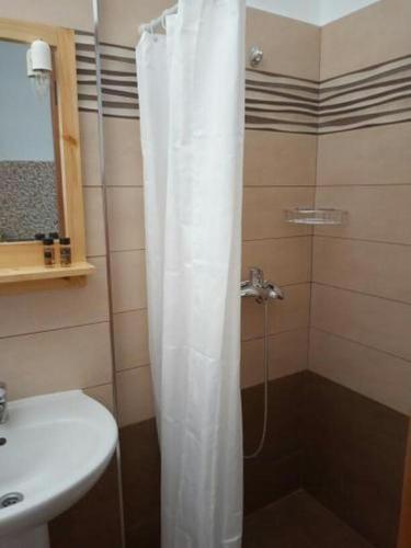  Maria Studios and Apartments in Charaki
