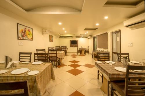 Mint Elite Suites Hotel Lucknow In India - 