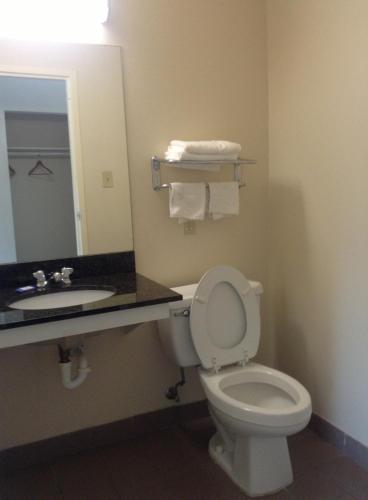 New Orleans Inn – New Orleans, LA