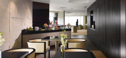 G Hotel
