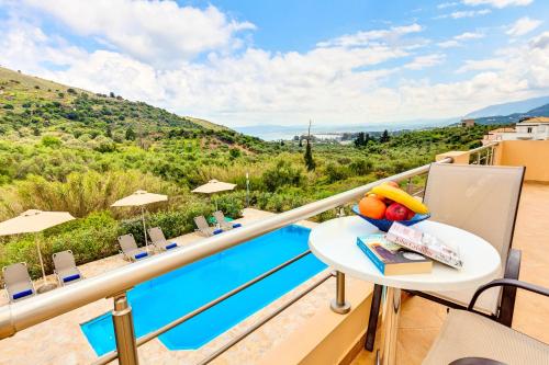 Balcony/terrace, Oceana Suites in Vamos