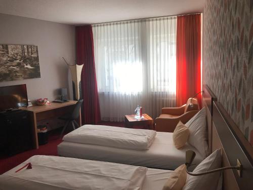 Double Room image 5
