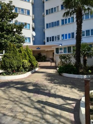 Apartment on Yana Fabritsiusa 2/4А