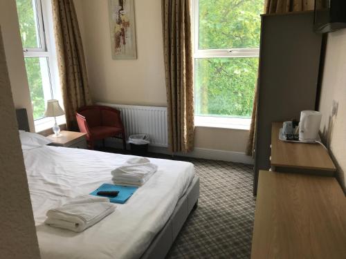 The Sherborne Lodge - image 11