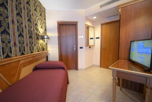 1 twin bed
