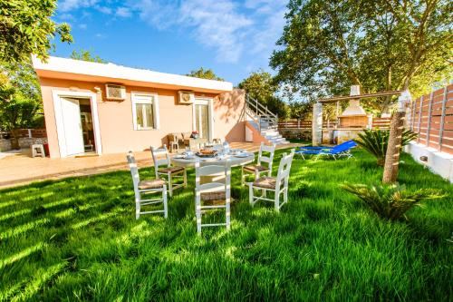 Villa Archontiki I - Private Pool in Fres