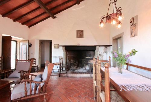 Agriturismo Borgo Ornina in Кастель-Фоконьяно