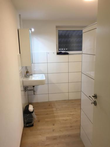 Baño, Ferienwohnung Reh in Bad Rappenau