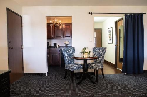 Hatfield Inn - image 2