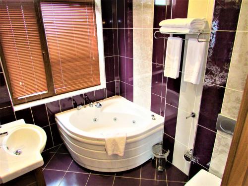 ラウソス ホテル