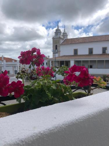  casas da villa- casa do largo in Encarnação