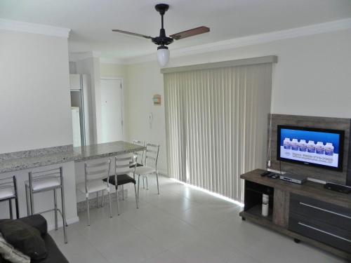 1028 - Bombinhas para aluguel de temporada - Residencial Areia Branca 201