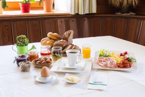 餐飲選擇, 克里斯特摩爾霍夫酒店 (Kristemoarhof) in 利恩茨拉凡特