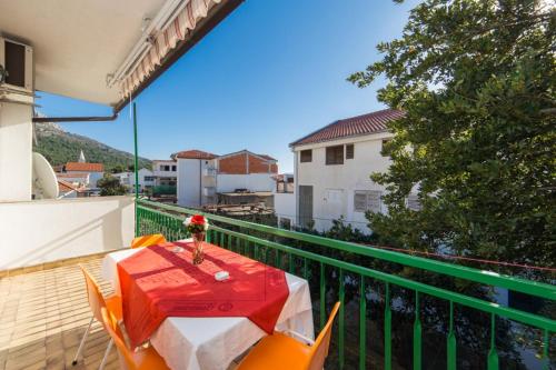  Apartment in Zaostrog with Balcony, Air condition, WIFI (4737-5) in Zaostrog