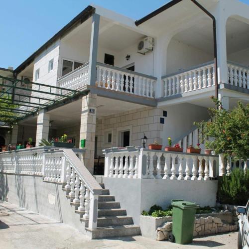  Studio apartment in Zaostrog with Terrace, Air condition, WIFI (4737-7) in Zaostrog