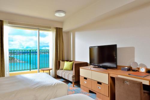 room detail thumbnail 1