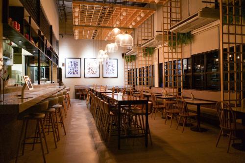 Restaurant, Lub d Manila Makati in Manilla