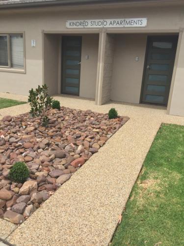 Kindred Lodge Apartments in Leeton