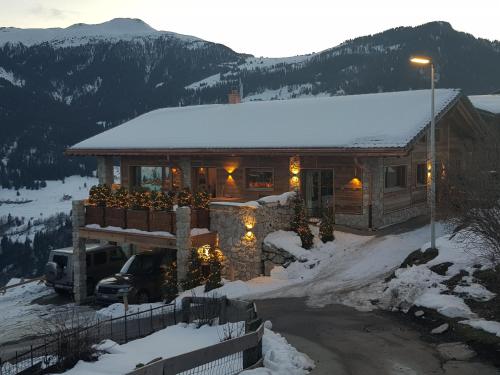 Tgiesa Sulai gîte à louer Gualdo