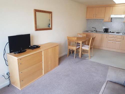 Fairways Cottages in Prestwick