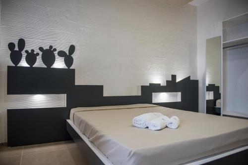 2 bedrooms, 4 beds