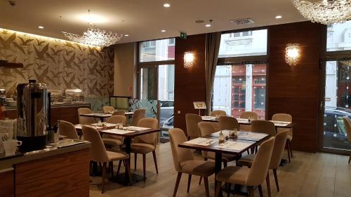 Ételek és italok, Charm Hotel Budapest near Magyar Nemzeti Múzeum