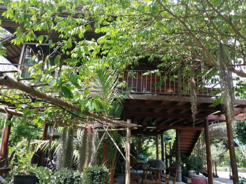 Exterior view, Rustic​ Charm​ Suphan​ near Bueng Chawak Aquarium