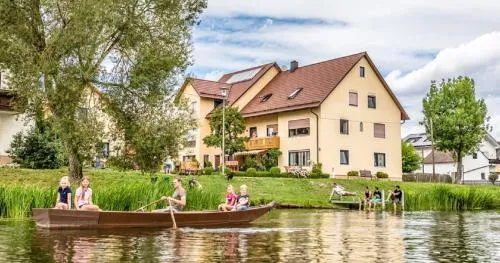 Bartlhof-Ferienwohnungen-Zimmer in Burglengenfeld, Deutschland