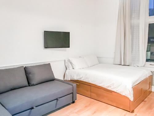 Primestate Knightsbridge Apartments - image 10