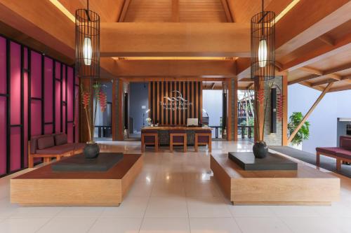 Empfangshalle, Phuvaree Resort in Phuket