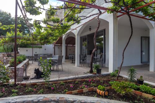 Sumice Inn - image 11