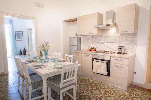 Casanova Rooms and Apartment to Rent - image 5