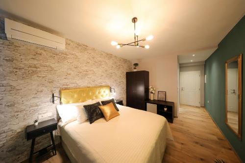Aldo Apartments Center – Zadar, VA