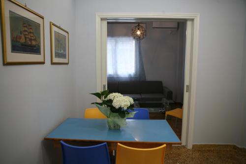 Marika Apartment, Athens (photo 10)