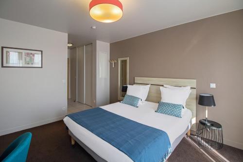 1 double bed