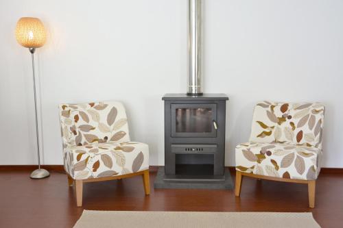  Casa dos Botes - WhaleBoat House in São Caetano