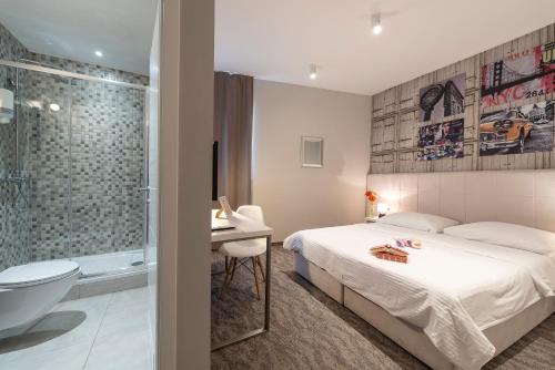 Downtown Boutique Hostel - image 8