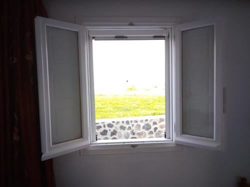 Hotel Perissa - image 10
