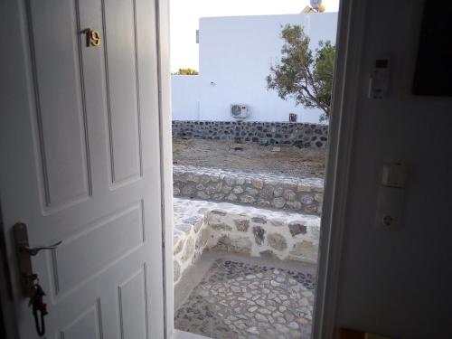 Hotel Perissa - image 7