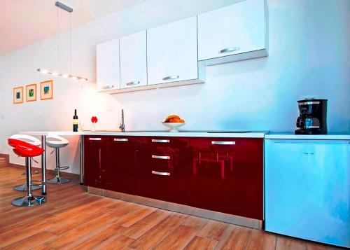  Molo Beach Apartments in Rovinj