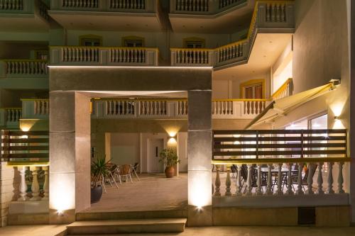 hotel photo