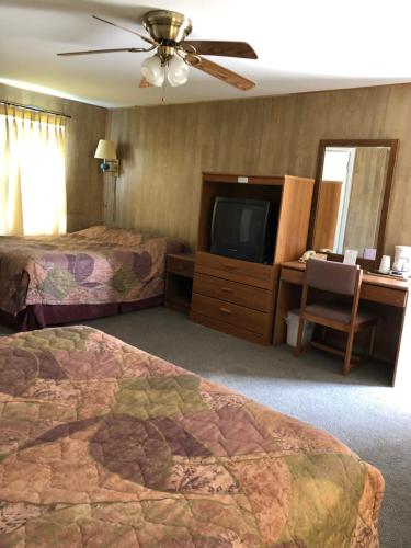 Coronado West Motel - image 3