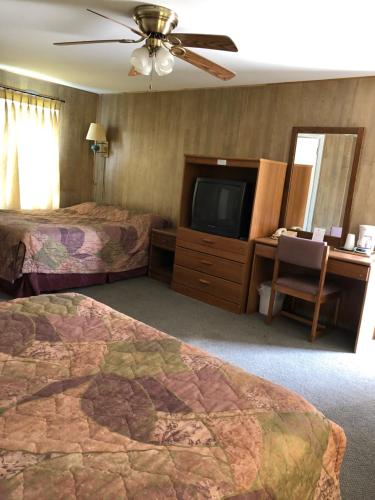 Coronado West Motel - image 4